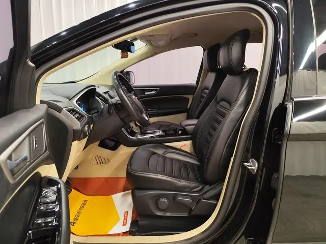 Ford Sharp World EcoBoost 245 two-wheel drive elite 5-seater country V