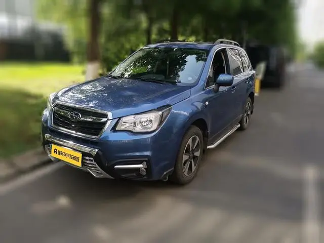 Subaru FORESTER Forester 2.0i Deluxe Navigation Version