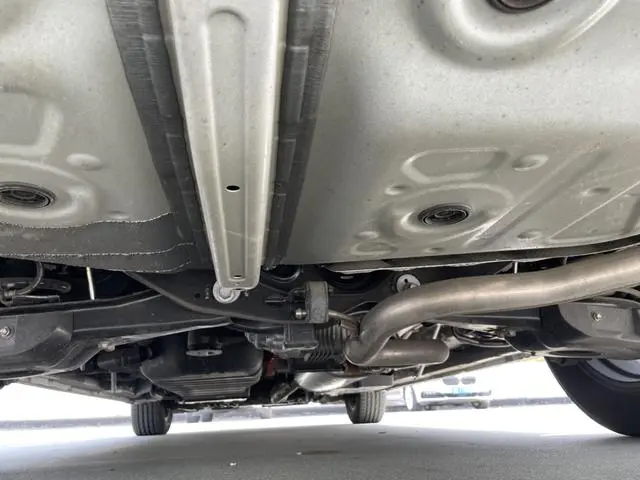 TOYOTA Wilfa Dual engine 2.5L HV Deluxe Edition