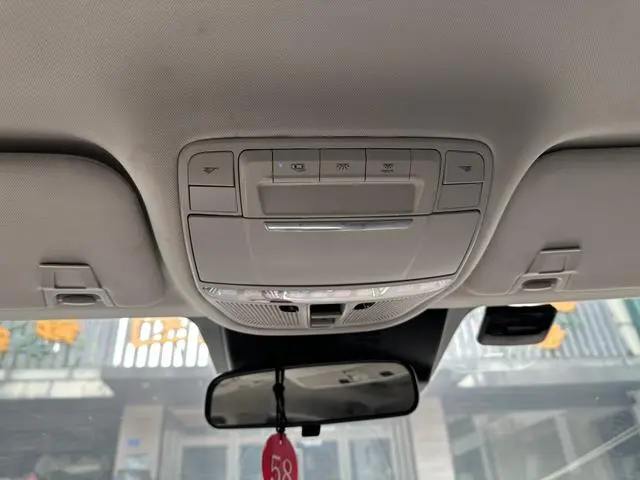 Dongfeng Fengshen Yi Hyun MAX 1.5T Super Spicy Dad Edition