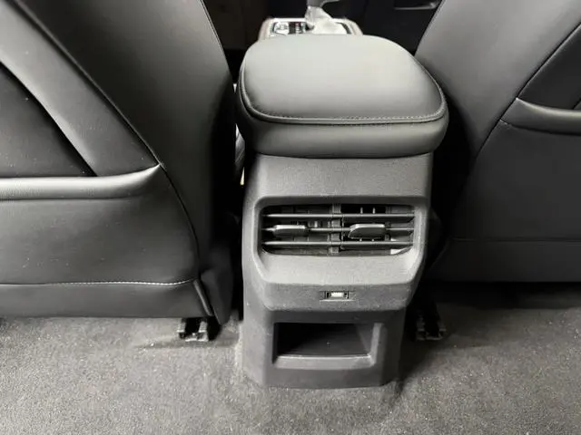 Wuling Wuling Jiachen 1.5T CVT Smart Luxury