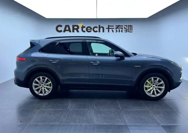Porsche Cayenne E-Hybrid Cayenne E-Hybrid 2.0T