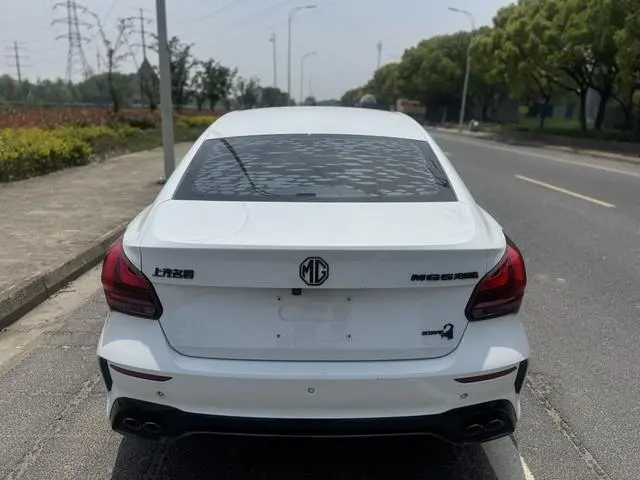 MG MG5 Scorpio 1.5T Deluxe Edition