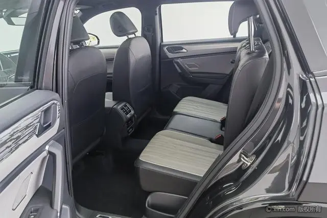 Volkswagen Tanyue Facelift 380TSI four-wheel drive R-Line Pro smart edition