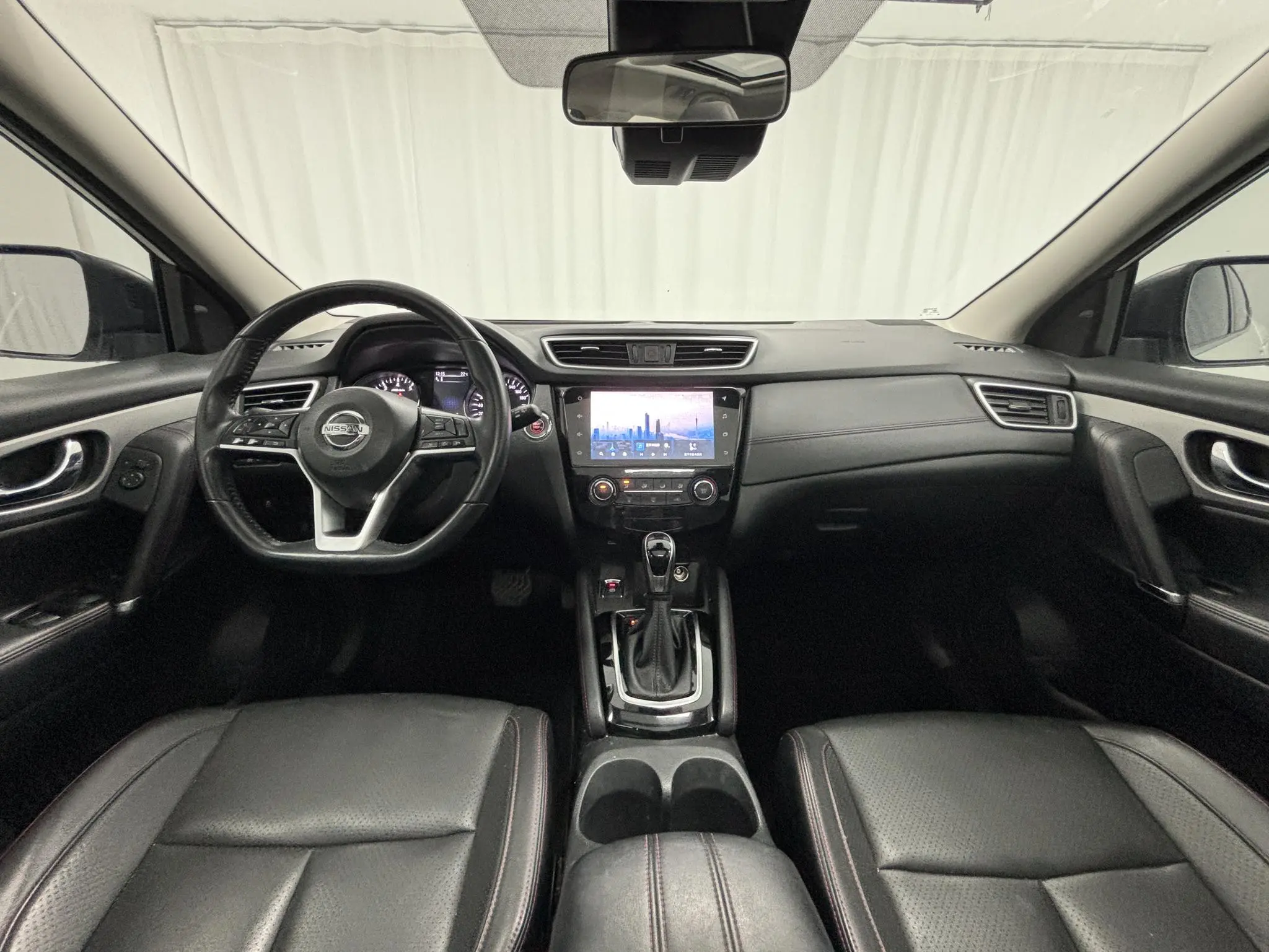 Nissan Qashqai 2.0 L XV Prem Deluxe Edition