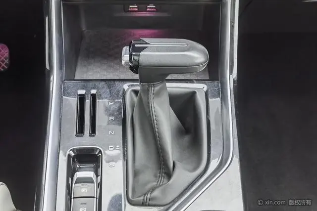 Wuling Wuling Xingchen 1.5T automatic star Obsidian version