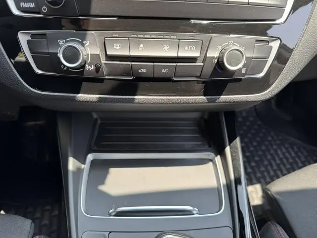 BMW BMW 2 Series (imported) 220i sports design suit