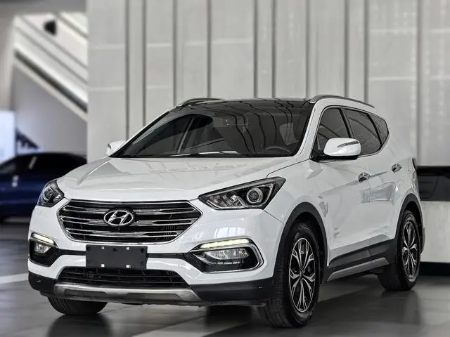Hyundai Shengda 2.0T automatic four-wheel drive intelligent 7-seater