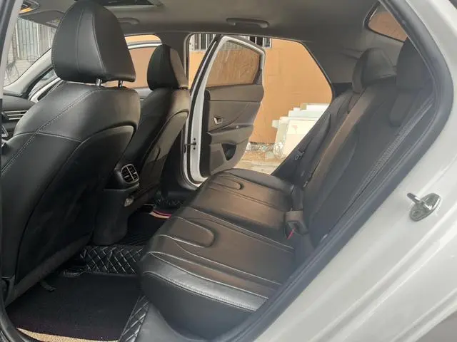 Hyundai Elantra 1.5L CVT GLX Elite Edition