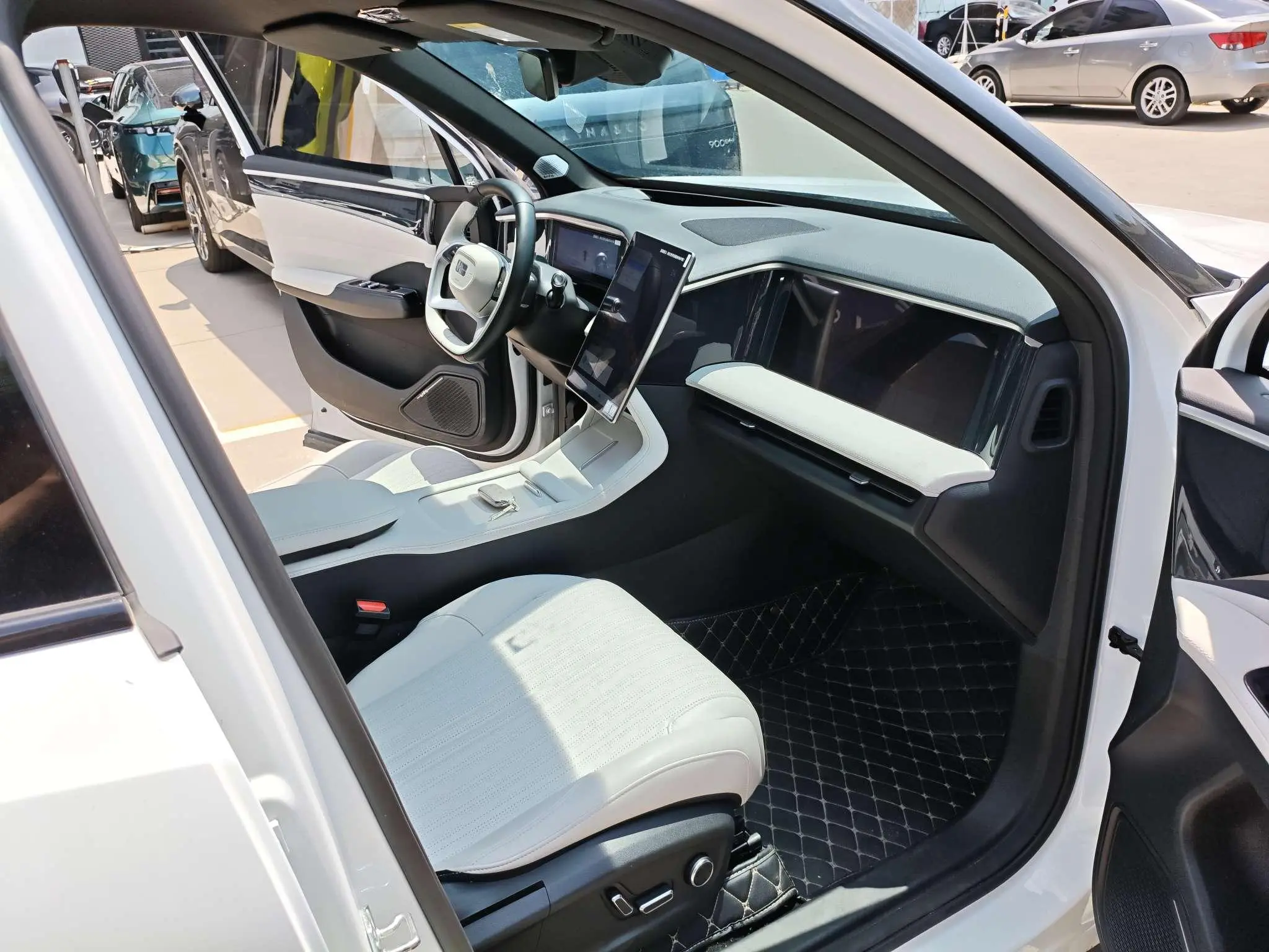 Geely Galaxy Galaxy L7 1.5T DHT 115km Starship