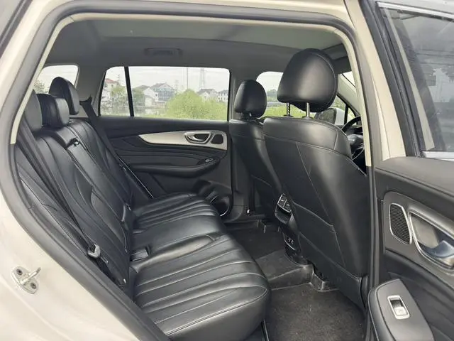 Roewe Roewe RX5 MAX 300TGI Automatic Smart Cockpit Deluxe Edition