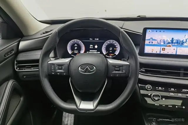 Infiniti Infiniti QX60 2.0T four-wheel drive Excellent version