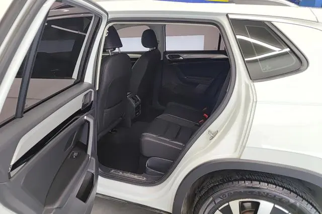 Volkswagen Tanyue 330TSI two-wheel drive luxury country V