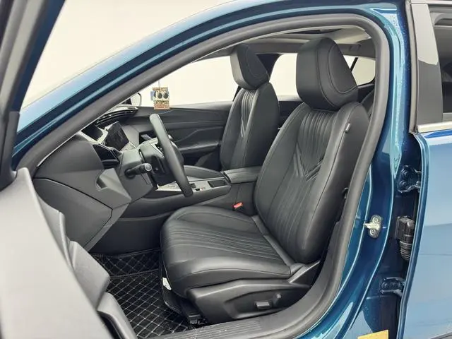 Peugeot Peugeot 408X 1.6T Gravity Version