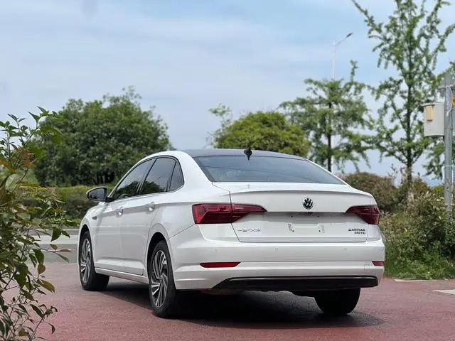 Volkswagen Sagitar 280TSI DSG Beyond Edition
