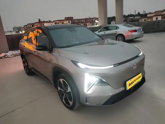 Geely Galaxy Galaxy L7 1.5T DHT 115km Starship