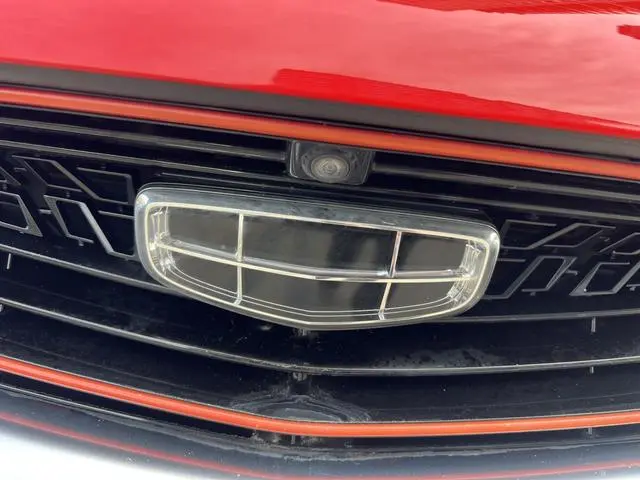 Geely Binyue Sports 260T DCT Battle Country V