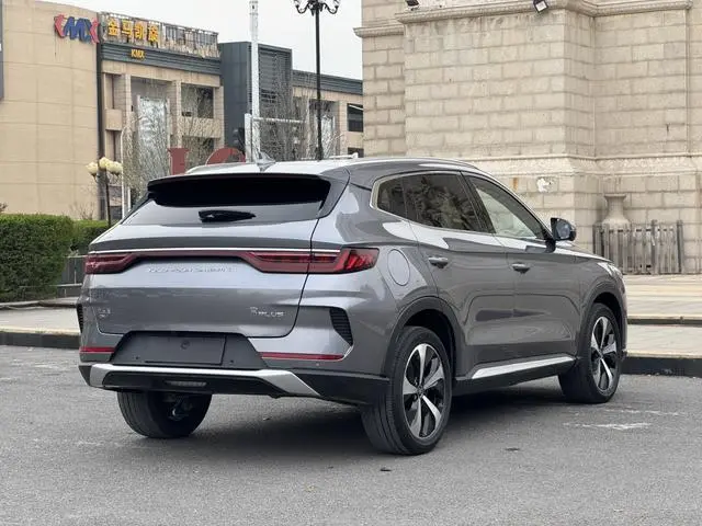 BYD Song PLUS DM DM-i 110KM two-wheel drive flagship PLUS
