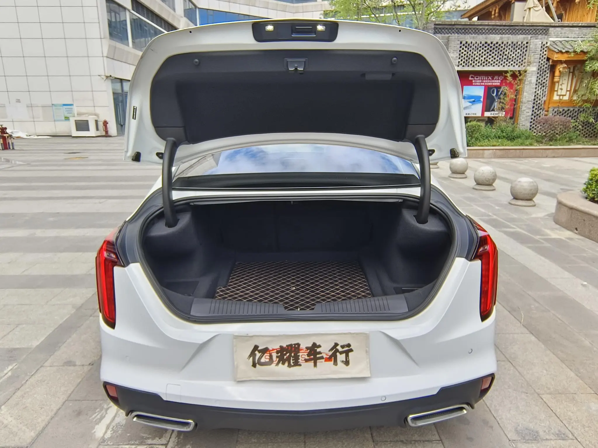 Cadillac Cadillac CT4 28T luxury
