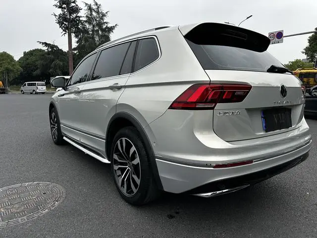 Volkswagen Tiguan L 330TSI automatic two-wheel drive R-Line Premium edition