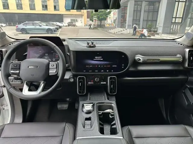 Haval Haval Big Dog 2.0T two-wheel drive Chinese Hound Version