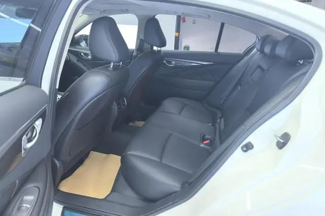 Infiniti Infiniti Q50L 2.0T Comfort Edition