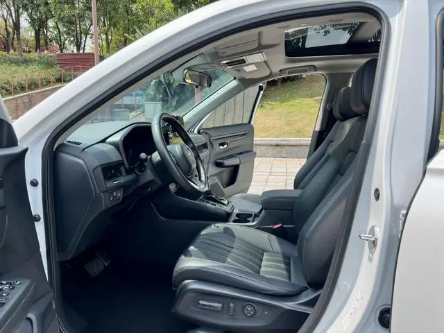 Honda Hao Ying 240TURBO CVT two-wheel drive Deluxe Edition