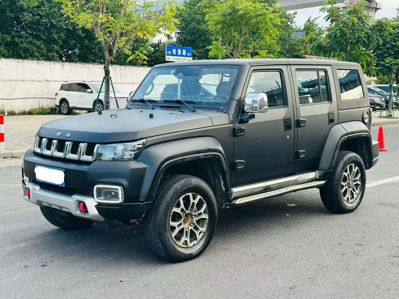 Beijing Beijing off-road BJ40 PLUS 2.3T automatic four-wheel drive exclusive edition Country VI