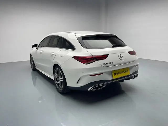 Mercedes-Benz Mercedes-Benz CLA CLA 200 five-door hunting sports car