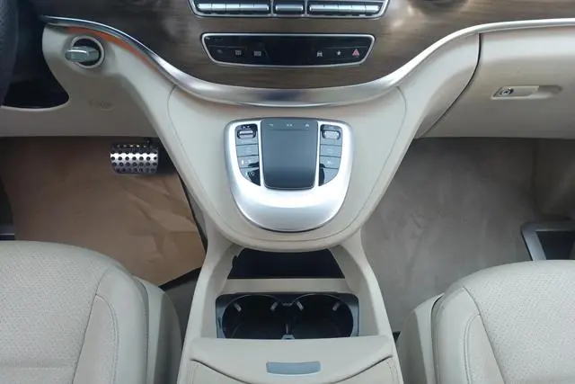Mercedes-Benz Mercedes-Benz V-class V 260 Premium Edition