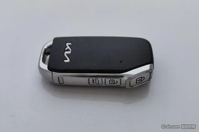 Kia Lion Platinum expands the world 1.5T two-wheel drive Premium edition