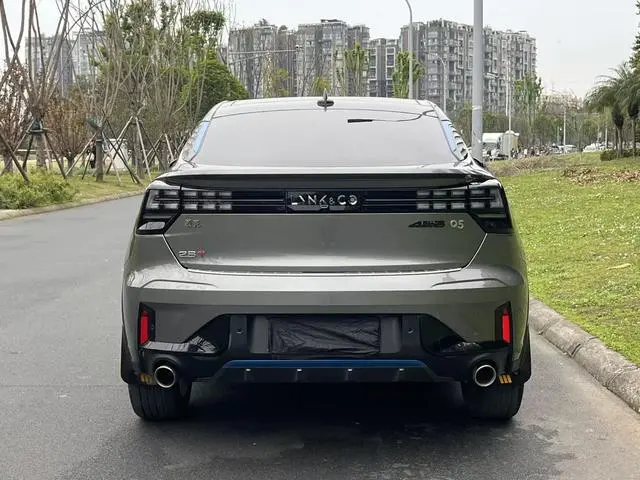 LYNK & CO Lynk 05 2.0TD two-wheel drive Halo