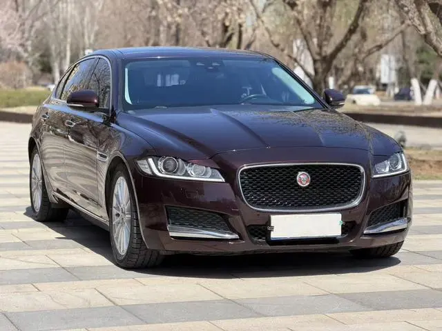 Jaguar Jaguar XFL XFL 2.0T 200PS Fenghua Edition