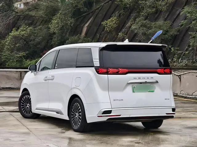 Denza Denza D9 DM 970 four-wheel drive flagship