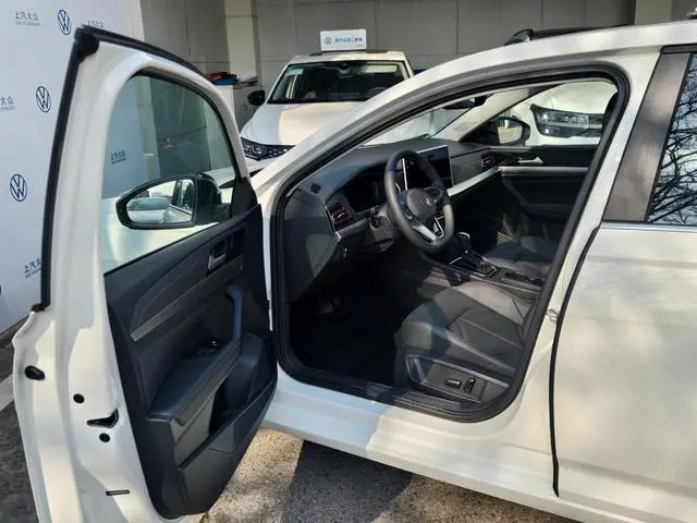 Volkswagen Lavida 300TSI DSG Starry Sky Leading Edition