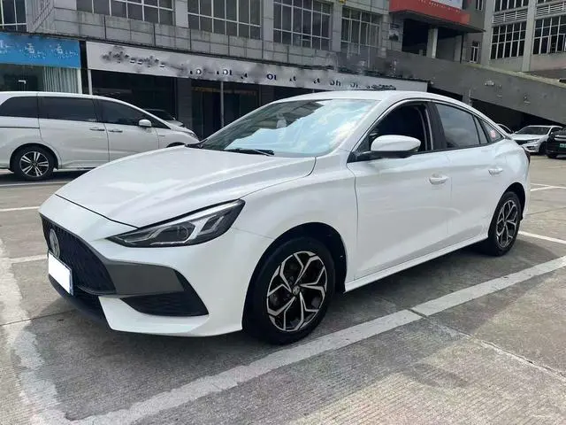 MG MG5 180DVVT CVT Youth Deluxe Edition