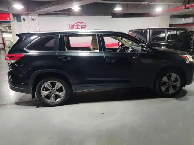 TOYOTA Highlander 2.0T four-wheel drive deluxe edition 7-seater Country VI