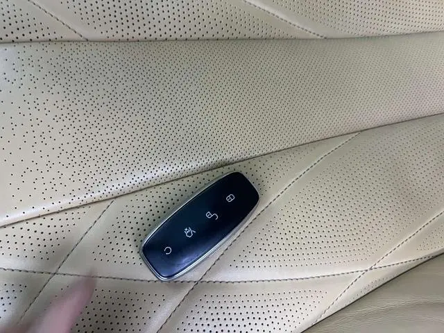 Denza Denza D9 DM 970 four-wheel drive flagship