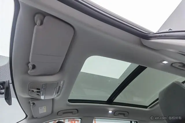 Dongfeng Fengshen Yi Hyun GS 230T automatic cross-mesh version