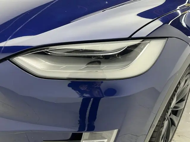 Tesla Model X 100D long battery life version