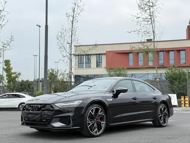 Audi Audi A7L 45 TFSI quattro Black Samurai Edition