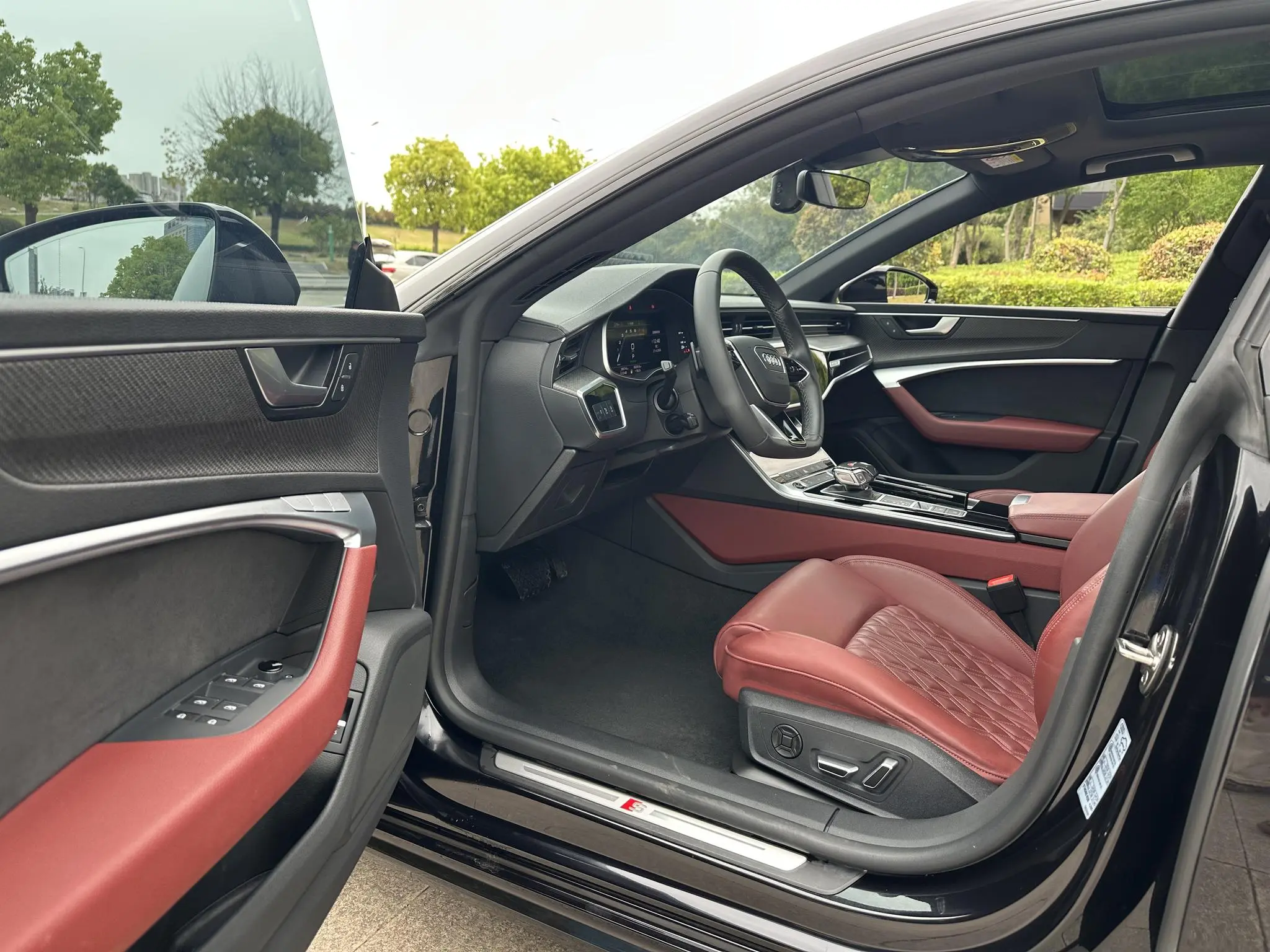 Audi Audi A7L 45 TFSI quattro S-line Black Samurai Edition