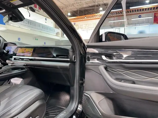Geely Xingyue L 2.0TD DCT EVO two-wheel drive long wind version