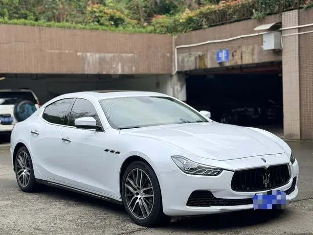 Maserati Ghibli 3.0T Standard Edition