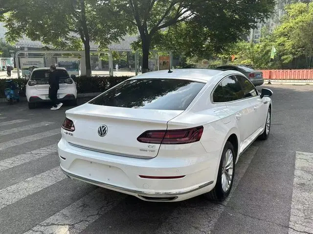 Volkswagen Volkswagen CC 330TSI Charm Edition Country VI