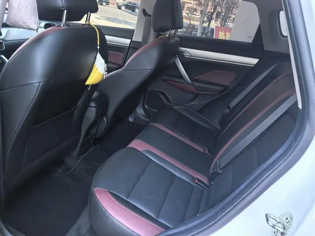 Geely Binyue 240T DCT Platinum Edition
