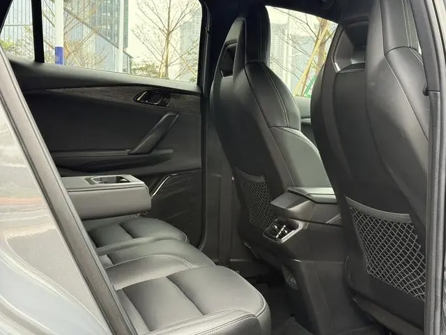 LYNK & CO Lynk 06 Remix 1.5T Jin Pro