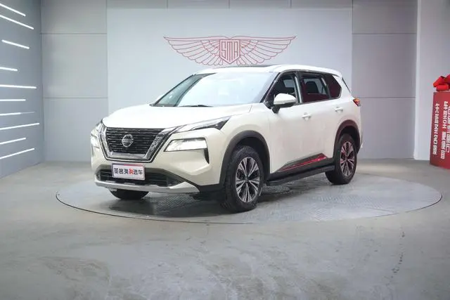 Nissan Qijun VC-Turbo 300 CVT 4WD Deluxe Edition