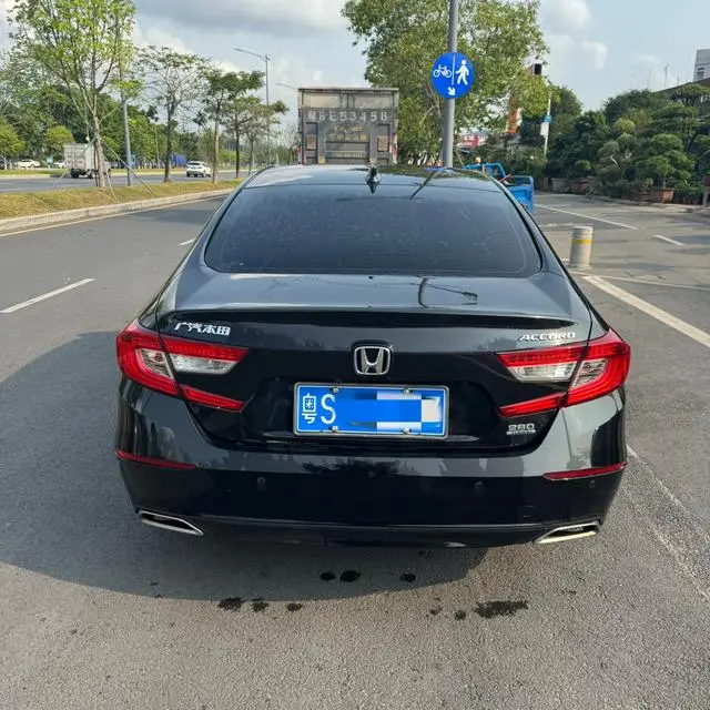 Honda Accord 260TURBO Deluxe Edition Country VI