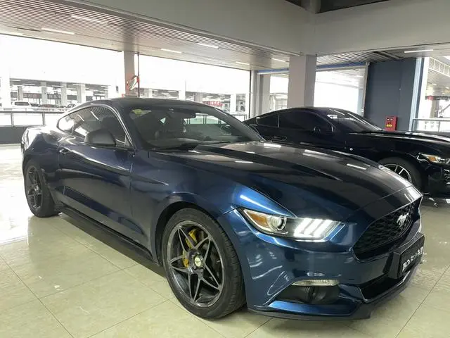 Ford Mustang 2.3T Performance Version